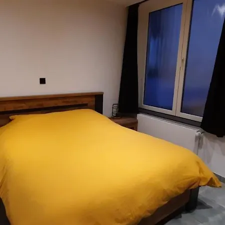 Nez Sur La Croisette.